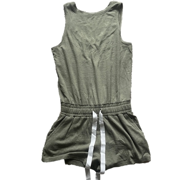 Wilfred XS romper - Picture 1 of 6